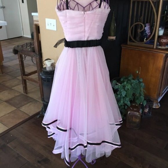 Halloween costume - Picture 2 of 2